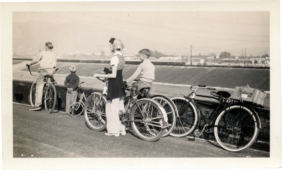 LA_river_december_1938_2_900w535h.jpg